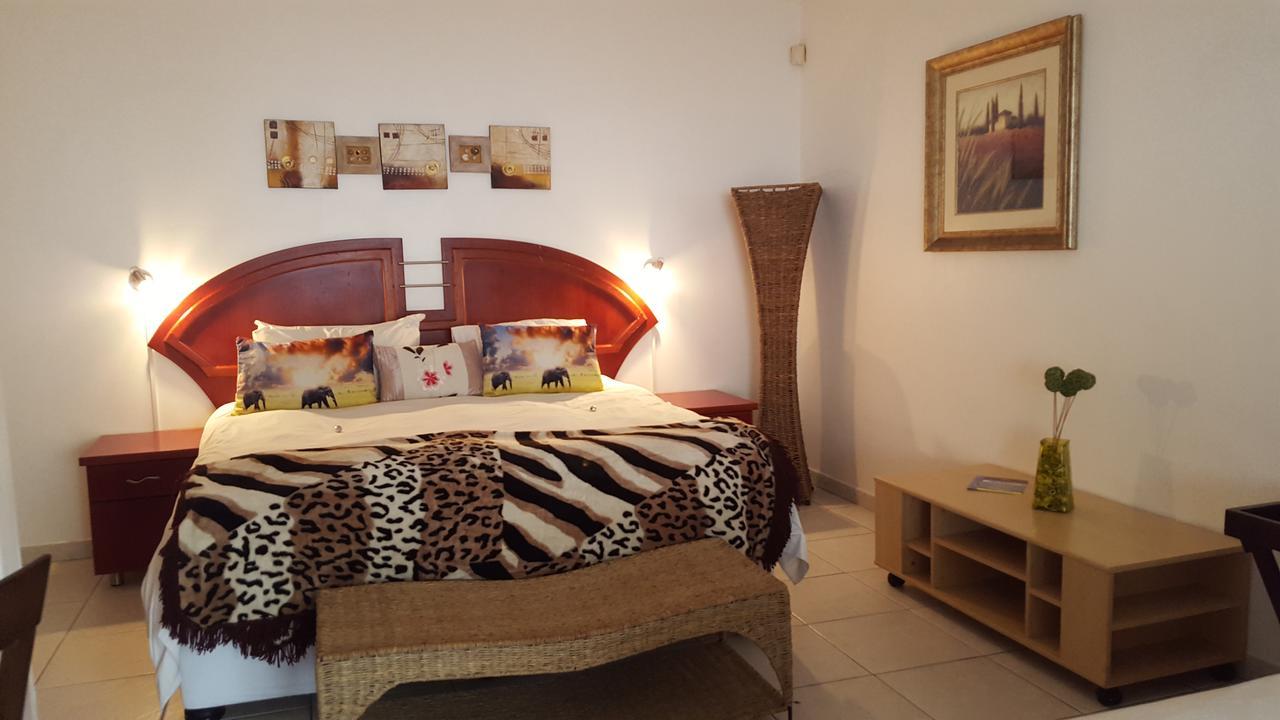 Old N New Bed & Breakfast Umhlanga Rocks Exterior foto